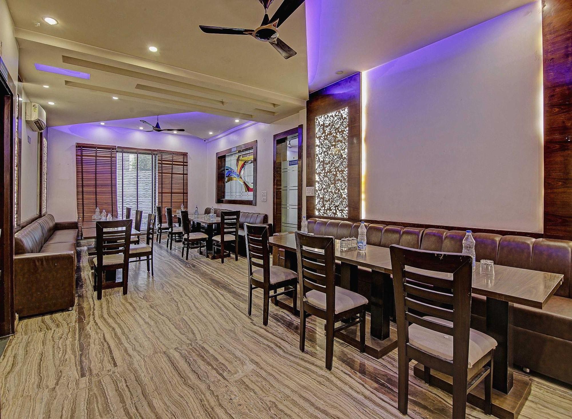 Townhouse Grand Inn Ghaziabad Exterior photo