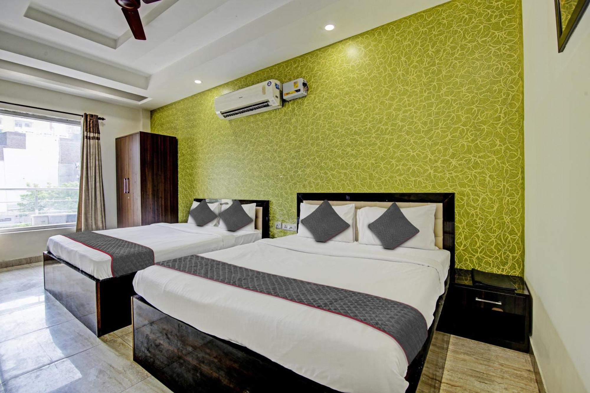 Townhouse Grand Inn Ghaziabad Exterior photo